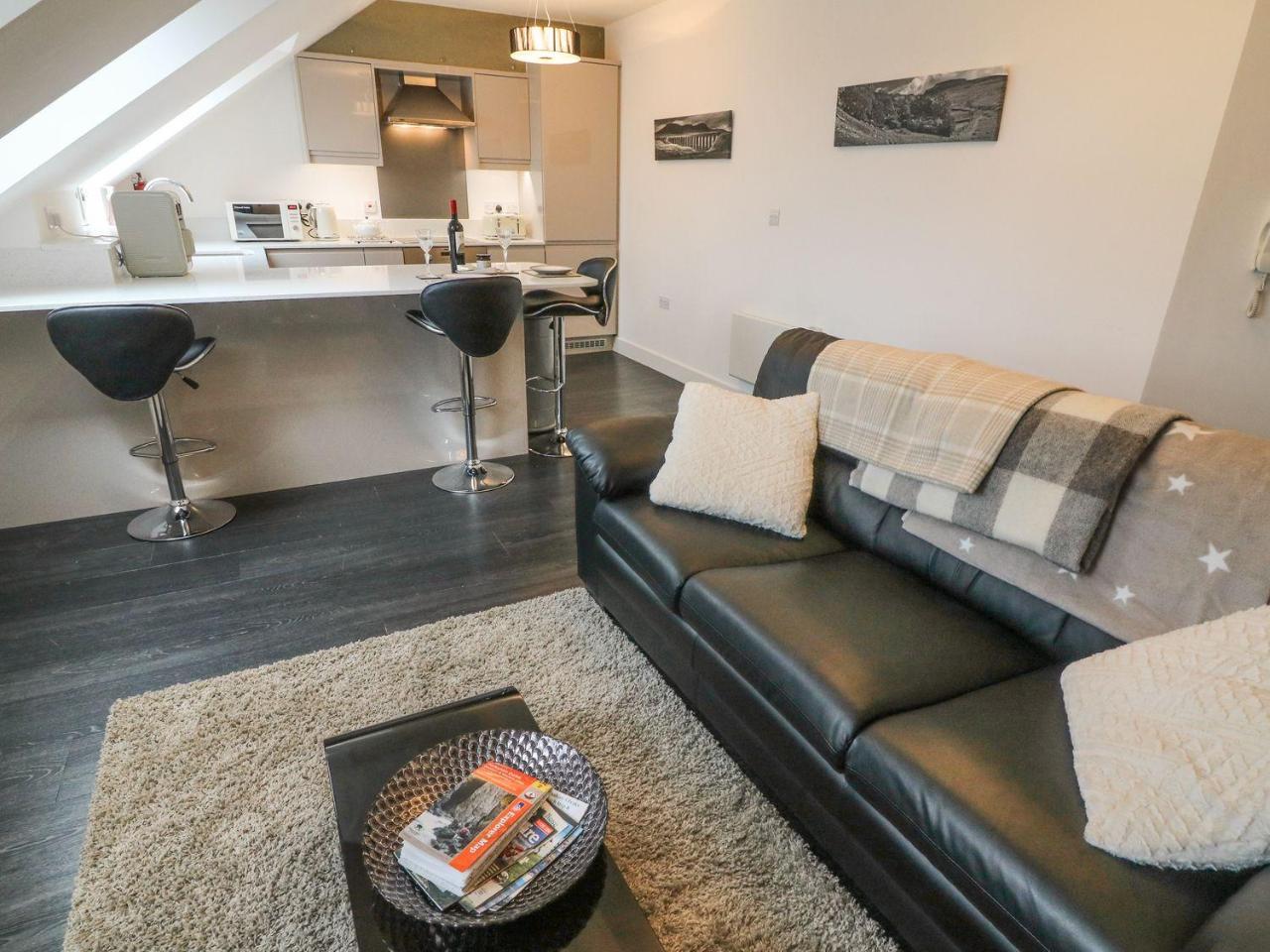 5 Old Laundry Mews Apartman Ingleton  Kültér fotó